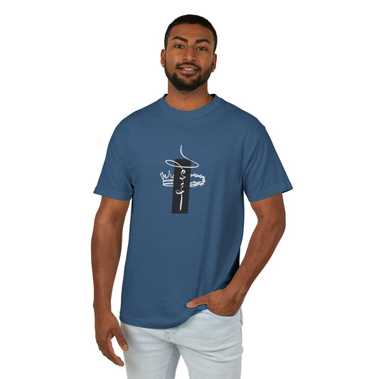 T-shirt à couronnes de Jésus décolorées